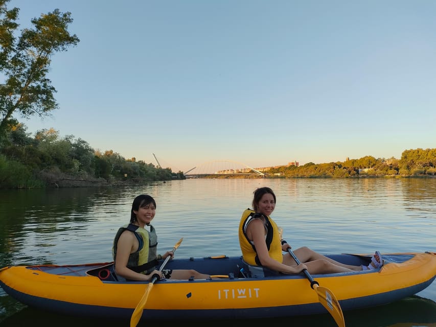 Sunset Kayak: Historic Seville, Triana and La Cartuja - Torre del Oro at the best photographic angle