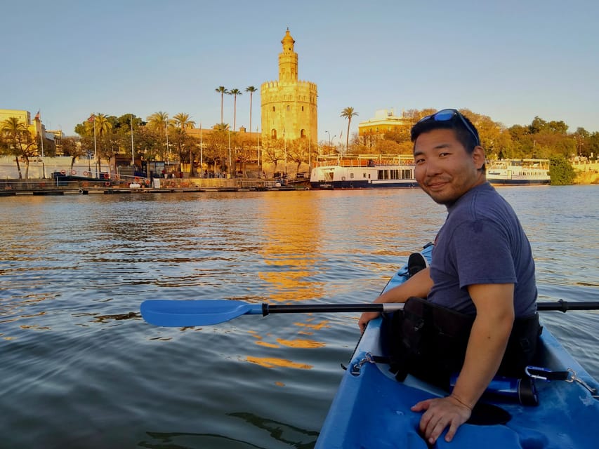 Sunset Kayak: Historic Seville, Triana and La Cartuja - The Giralda from the water