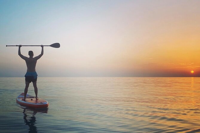 Sunset kayak/Sup tour - Lukova caves and Secret beaches - Returning to Lukova before the light fades