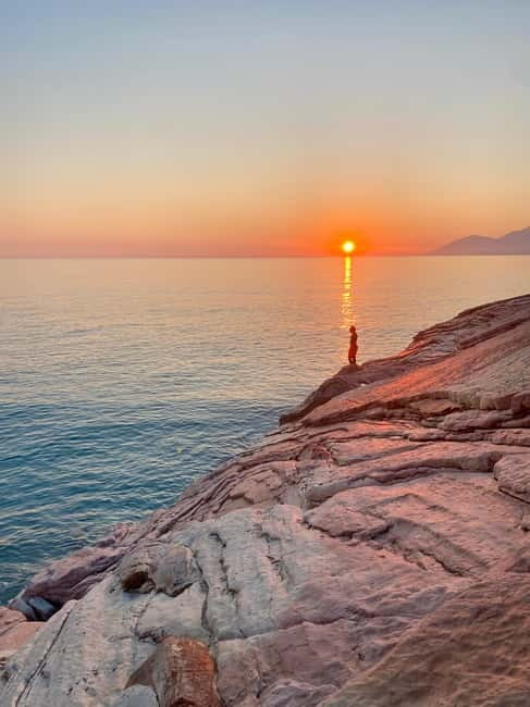 Sunset kayak/Sup tour - Lukova tiny caves and Secret beaches - Who Should Book This Lukova Outing