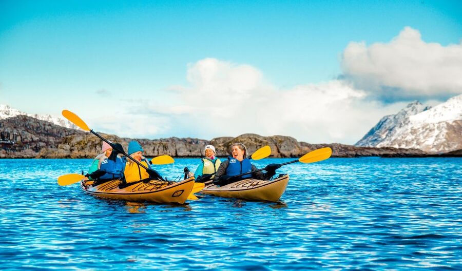 Svolvaer: 2-Hour Winter Kayaking Adventure - Key points to know before booking
