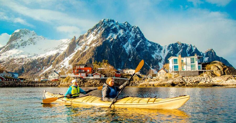 Svolvaer: 2-Hour Winter Kayaking Adventure - Getting suited up for Arctic water