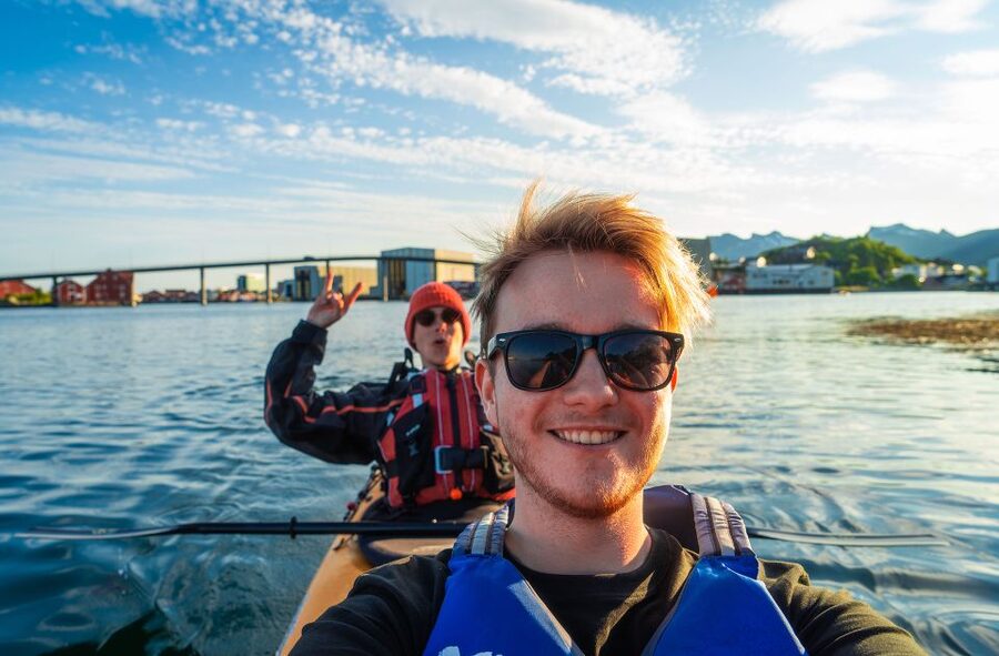 Svolvær: Evening Kayaking Adventure - Starting from Svolvær Harbor