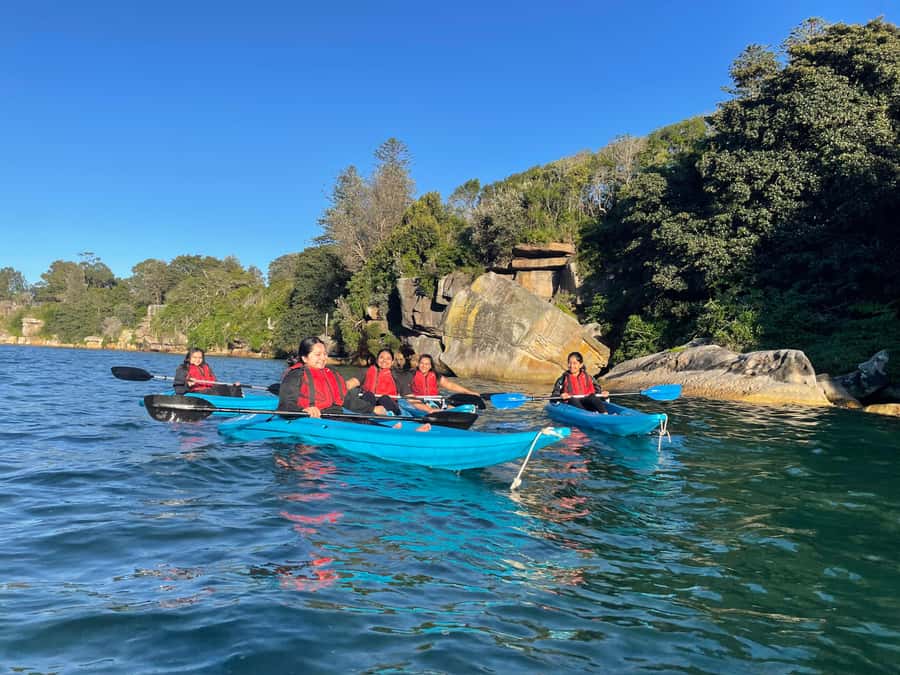 Sydney: Guided Kayak Tour of Manly Cove Beaches - Juice, snacks, and the optional swim
