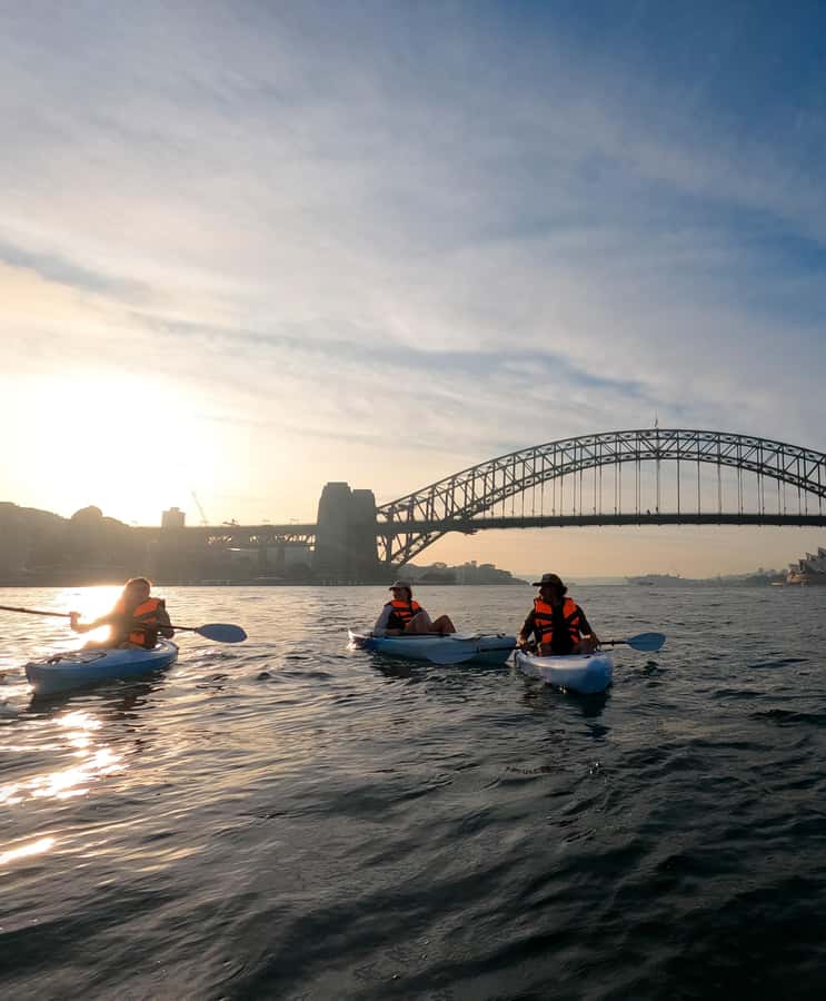Sydney: Sunset Kayak - Opera & Harbour Bridge Tour (5p. max) - Why sunset kayaking gives Sydney a different view