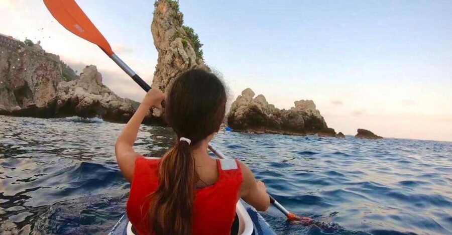 Taormina: Kayak Coastal Tour to Isola Bella and Blue Grotto - Why Isola Bella looks better from a kayak