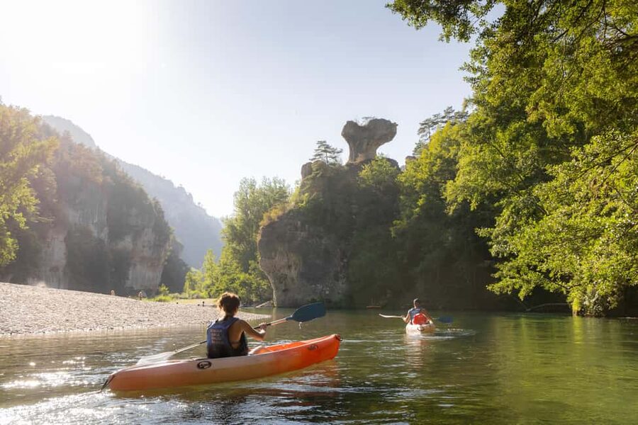 Tarn Gorges by canoe - Discover the Lucy route (20 km) - Pougnadoires and the old river settlements