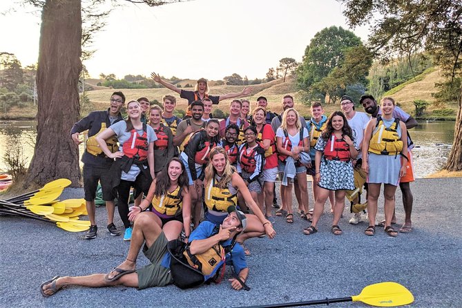Tauranga: Evening Glowworm Kayak Tour - What €136.05 gets you