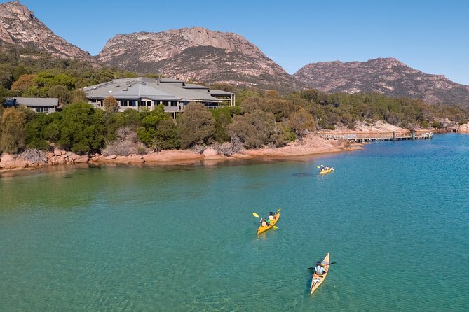 The Freycinet Paddle - The halfway stop at an isolated beach