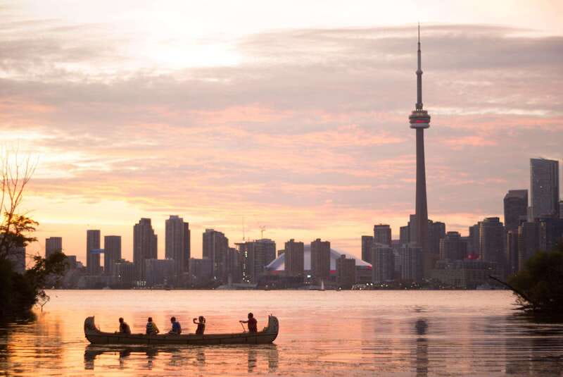 Toronto Islands: Sunset Canoe Tour - Through the Bird Sanctuary and island lagoons