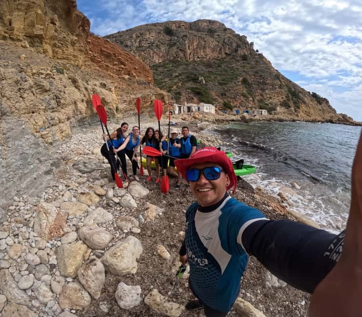 Tour kayak Moraira - Benitatxell (Cala Moraig) - Cueva de los Peces and the Riu Blanc