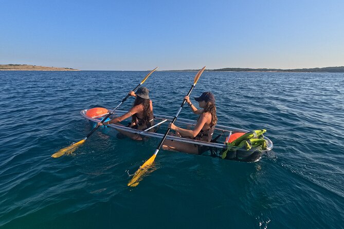 TRANSPARENT KAYAKING or SUP-ing AROUND ISLANDS - The people who make the outing work