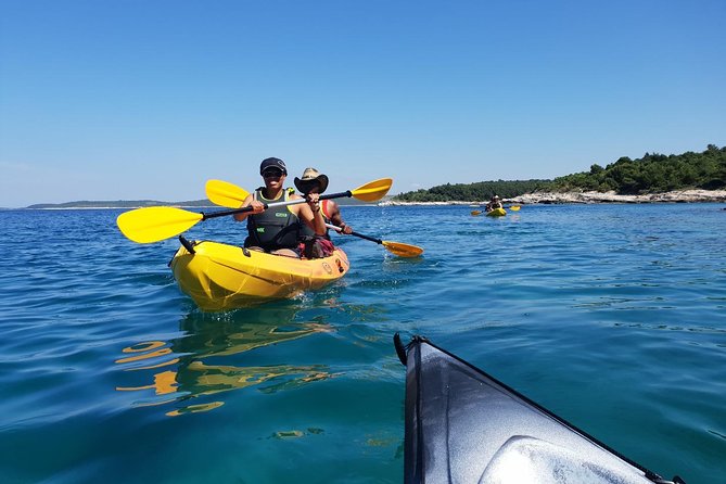 TRANSPARENT KAYAKING or SUP-ing AROUND ISLANDS - Snorkeling in clear Croatian water