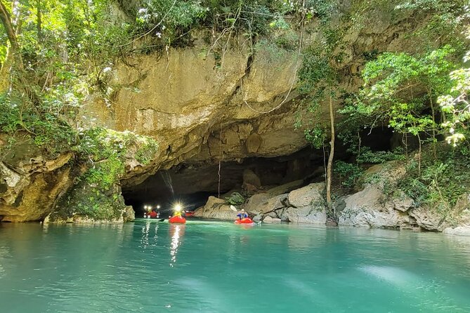 Ultimate Cave Kayaking Adventure in Belize - Comfort, fitness, and the enclosed setting