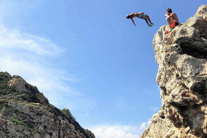 Uncharted Marine Reserve Cave, Snorkel & Cliff Jumping Kayak Tour - What to expect at the sea cave