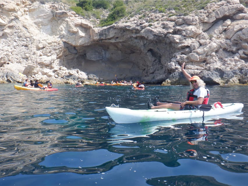 Villajoyosa: Excursión guiada en kayak con snorkel - Flexible booking for a changeable beach day
