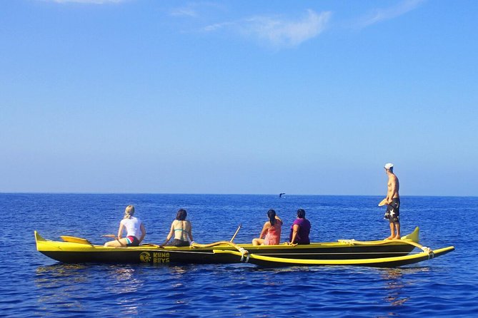 Wa'a Rides and Charters - Hawaiian Outrigger Canoe Excursions - A short paddle through the heart of Kailua-Kona