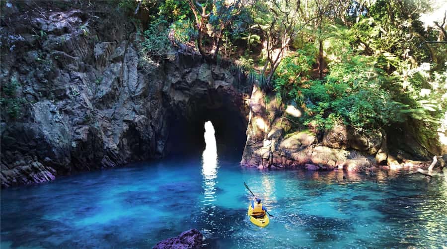 Whangamata: Donut Island Guided Kayaking Experience - The 600-metre paddle to the island